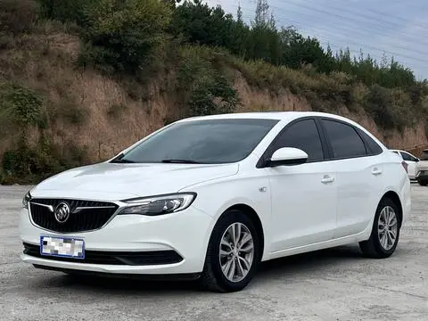 Buick Excelle GT 2021 — фото 1