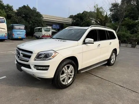 Mercedes-Benz GL-Class 2016 — фото 1