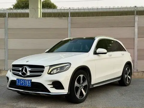 Mercedes-Benz GLC 2017 — фото 1