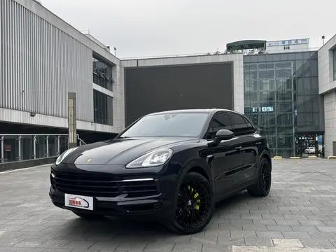 Porsche Cayenne E-Hybrid 2022