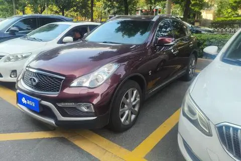 Infiniti QX50 2015 — фото 1