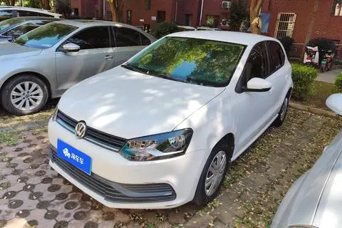 Volkswagen Polo 2016 — фото 1