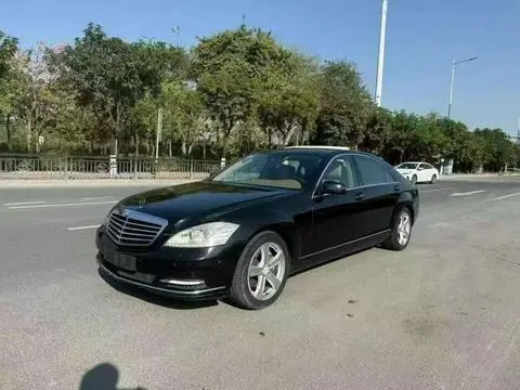 Mercedes-Benz S-Class 2010