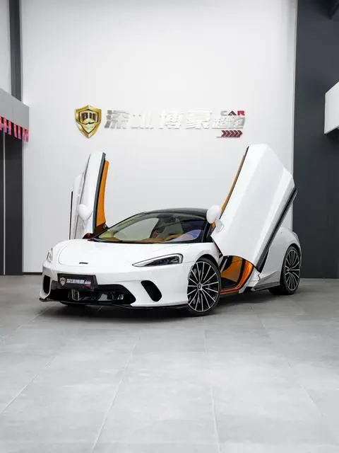 McLaren GT 2019