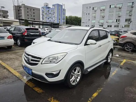 Changan CS35 2015