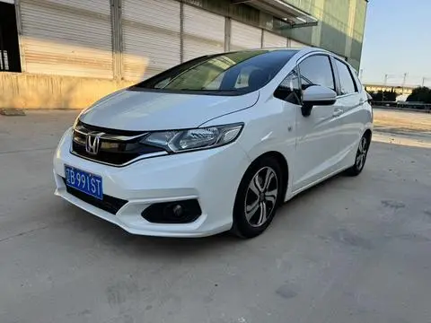 Honda Fit 2018 — фото 1
