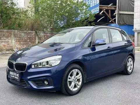 BMW 2 Series 旅行车 2018 — фото 1