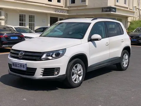 Volkswagen Tiguan 2016 — фото 1