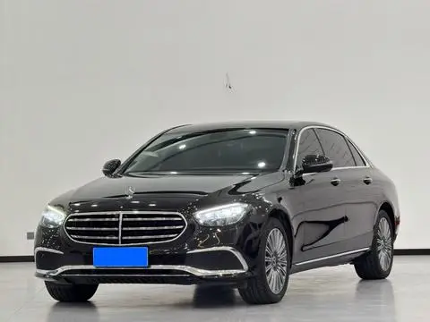 Mercedes-Benz E-Class 2022