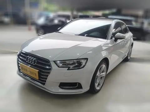 Audi A3 2020 — фото 1