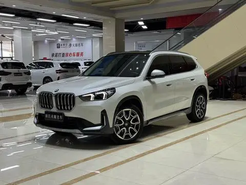 BMW X1 2025 — фото 1