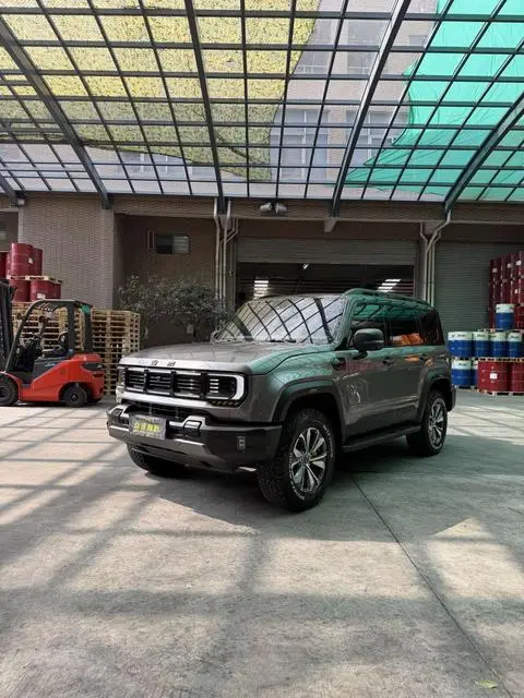BAIC BJ40 2024 — фото 1
