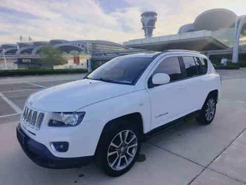 Jeep 指南者 2014
