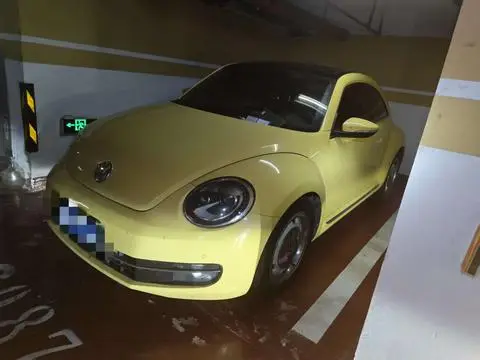 Volkswagen Beetle 2015 — фото 1