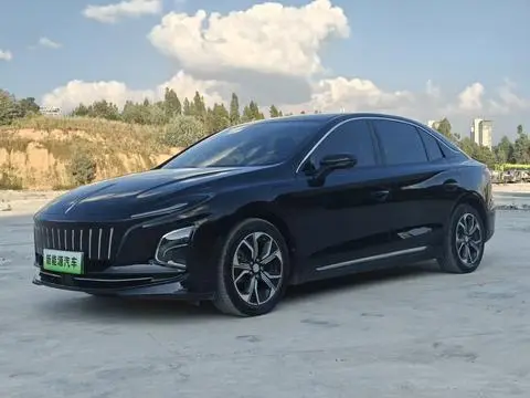 Hongqi E-QM5 2023