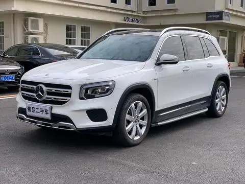 Mercedes-Benz GLB 2020 — фото 1