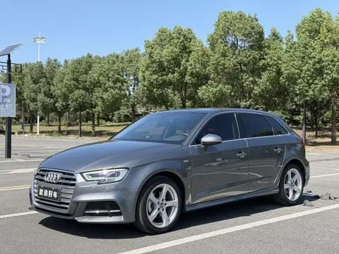 Audi A3 2020 — фото 1