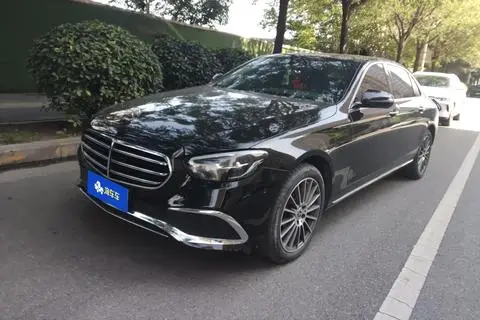 Mercedes-Benz E-Class 2023