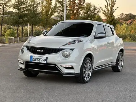 Infiniti ESQ 2014