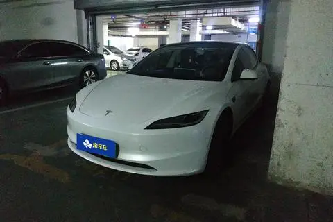 Tesla Model 3 2023 — фото 1