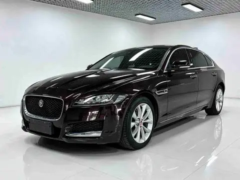 Jaguar XFL 2021