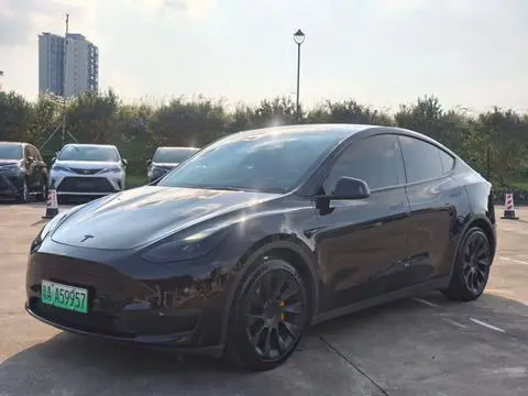 Tesla Model Y 2021 — фото 1