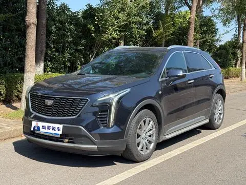 Cadillac XT4 2020 — фото 1