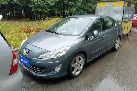 Peugeot 408 2011