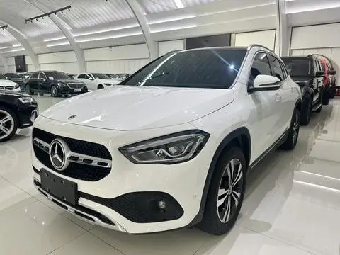 Mercedes-Benz GLA 2023