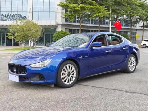 Maserati Ghibli 2014 — фото 1