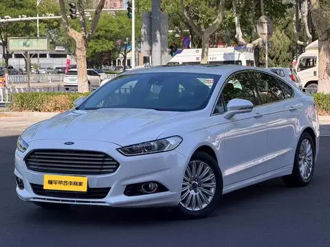 Ford 蒙迪欧 2013