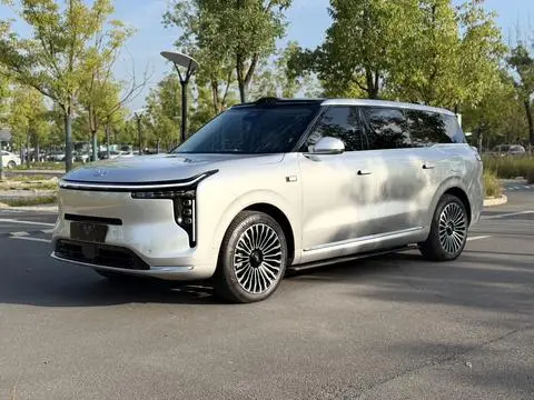 IM Motors 智己LS9 2026