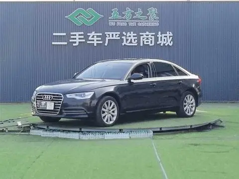 Audi A6L 2014 — фото 1