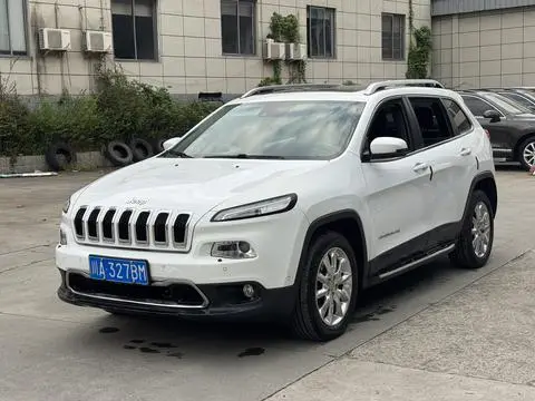 Jeep 自由光 2014 — фото 1