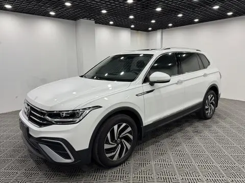 Volkswagen Tiguan L 2023