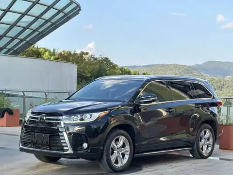 Toyota Highlander 2021