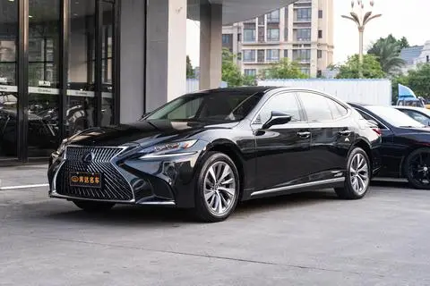 Lexus LS 2020