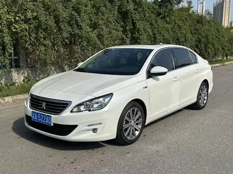 Peugeot 408 2016