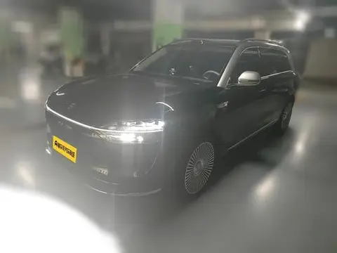 AITO M9 2025