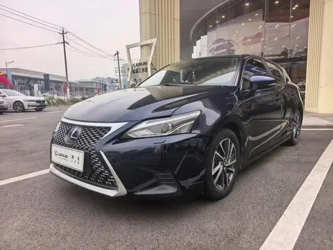 Lexus CT 2020