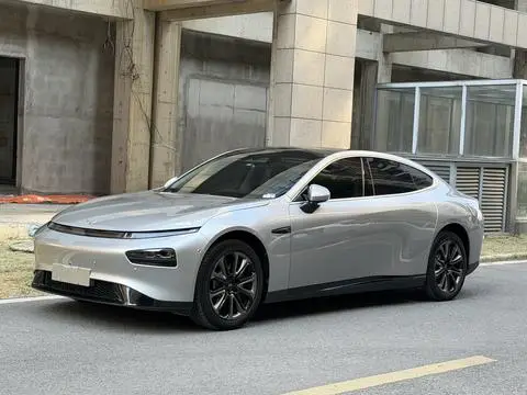 XPeng 小鹏P7 2022