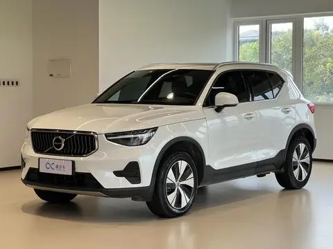 Volvo XC40 2024