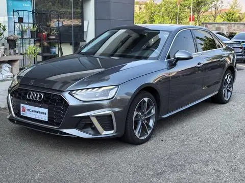 Audi A4L 2020 — фото 1