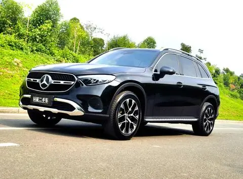 Mercedes-Benz GLC 2023