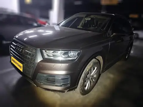 Audi Q7 2016 — фото 1