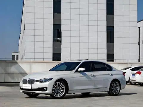 BMW 3 Series 2019 — фото 1
