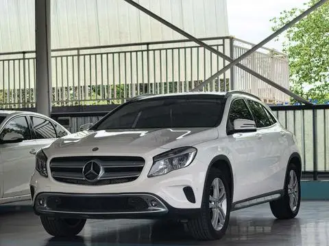 Mercedes-Benz GLA 2017 — фото 1