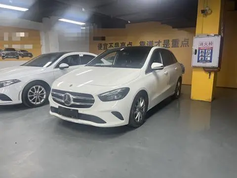 Mercedes-Benz B-Class 2021