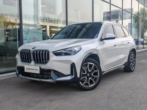 BMW X1 2025 — фото 1