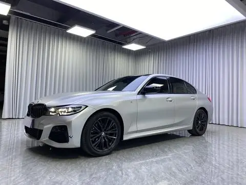 BMW 3 Series 2021 — фото 1
